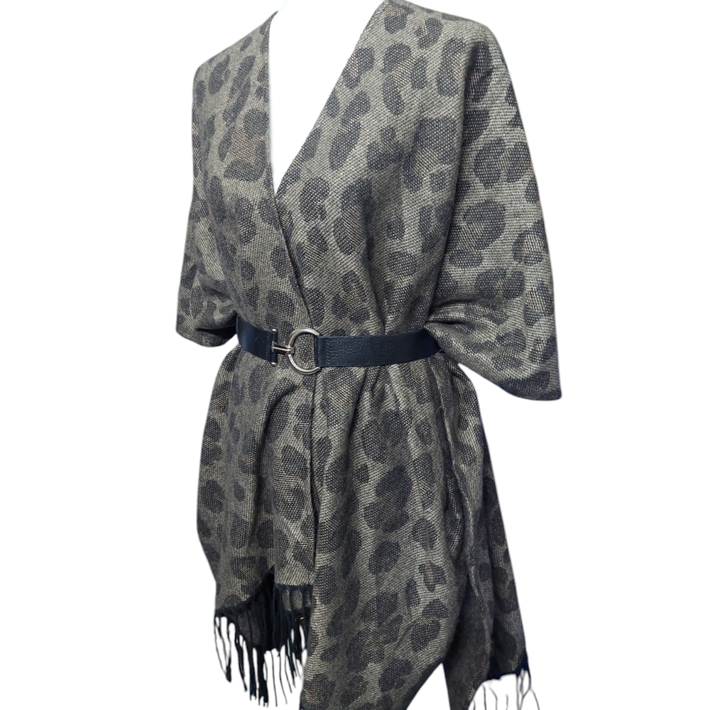Woolrich Leopard Print Poncho Fringe One Size
